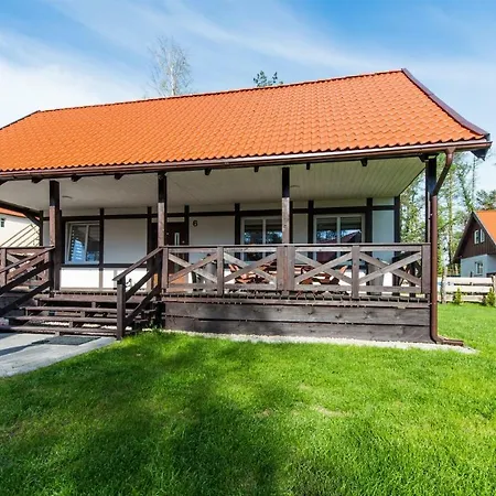 Villa Domek Nad Jeziorem Nr 6 *
